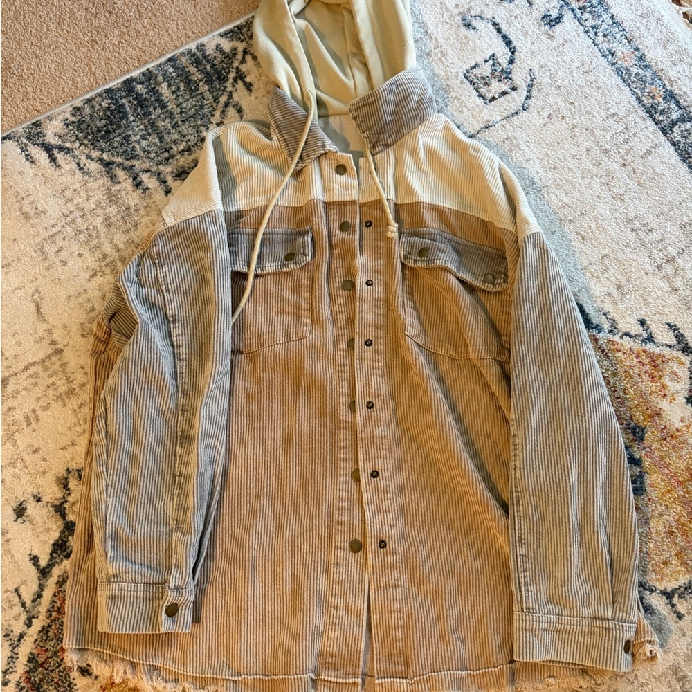 Amazon Two-Tone Corduroy Hooded Jacket in Beige and Cream